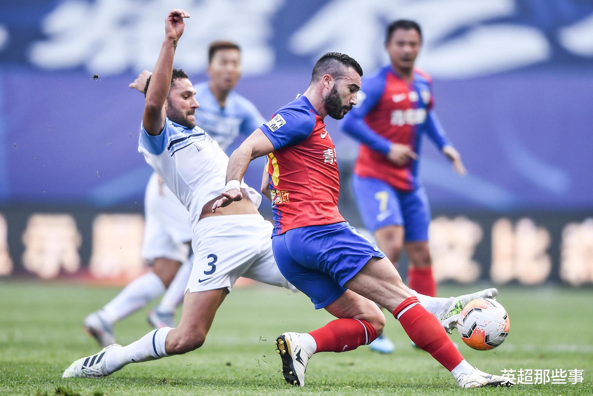 包含摔跤小组赛，洞庭海豚队与雪域铁骑队绝杀，VAR改判成焦点！外援联手发威的词条